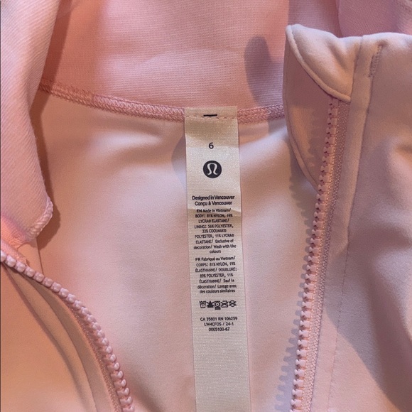 🔥NWT Lululemon Define Jacket *Nulu
Strawberry Milkshake🍓🩷🍓🩷🍓🩷 - Picture 5 of 11